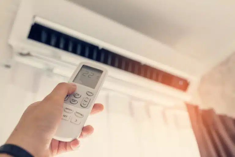 7 Tips to Maximize Your Air Conditioner’s Efficiency and Performance 7 Tips to Maximize Your Air Conditioner's Efficiency and Performance
